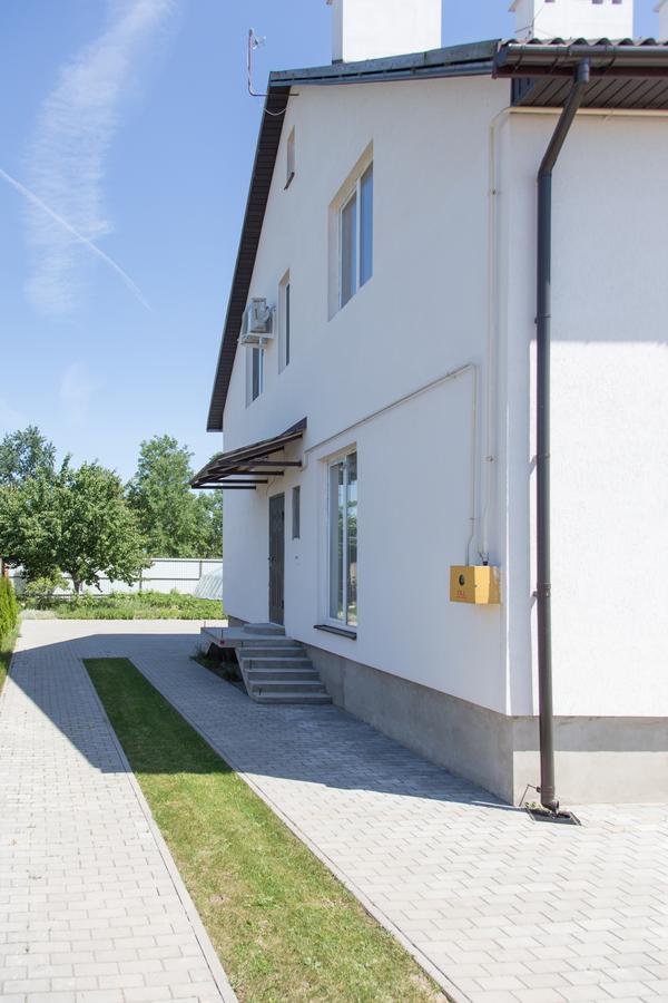 Guest house Аirport Брест Екстер'єр фото